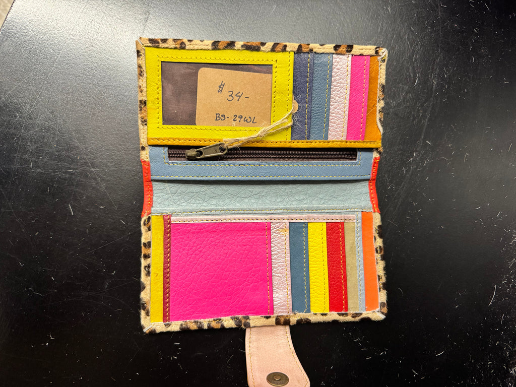 Natural Cowhide Bright Leopard Printed Wallet